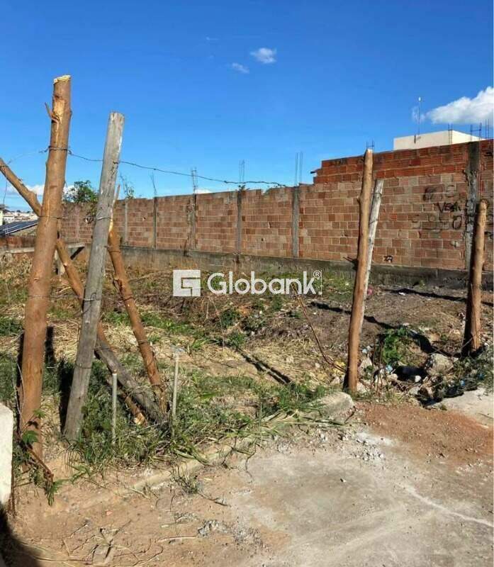 Terreno à venda Vila Campos 200m² Montes Claros MG: 
