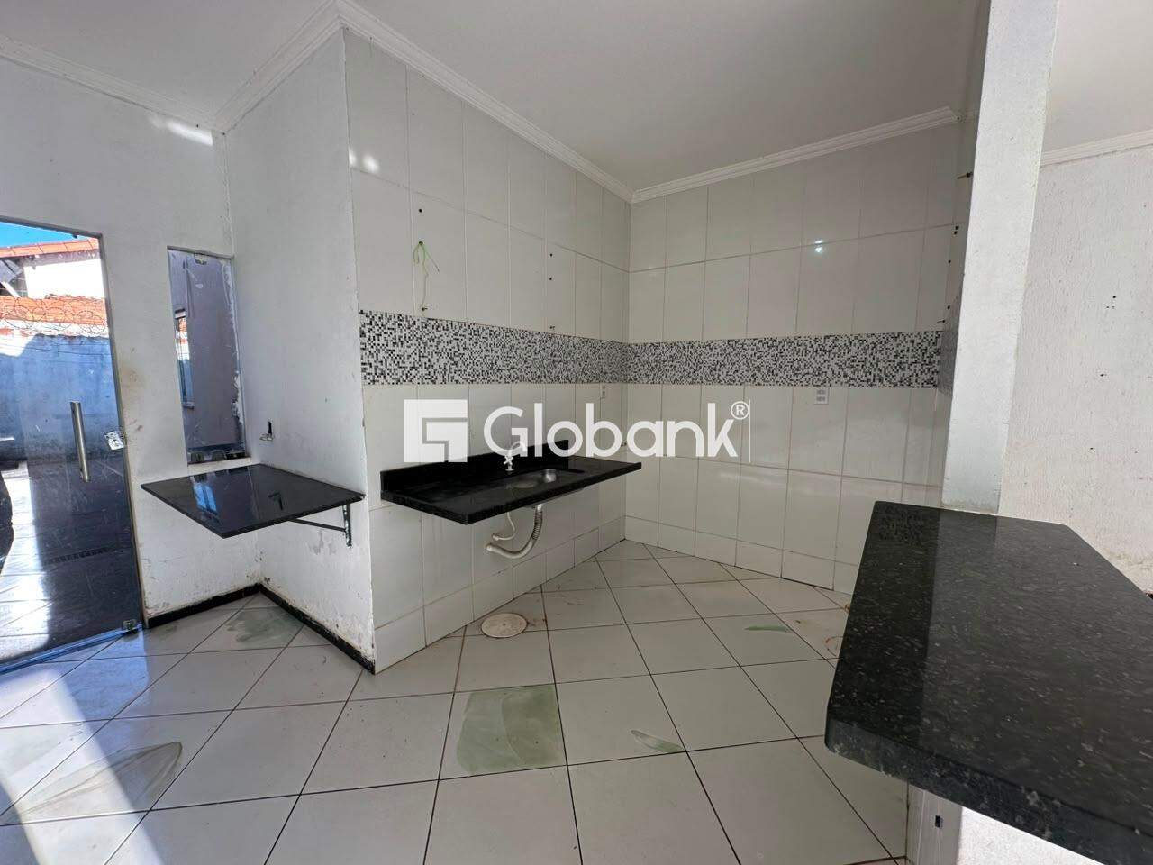 Casa 2 quartos para aluguel Jardim Primavera 65m² Montes Claros MG: Cozinha