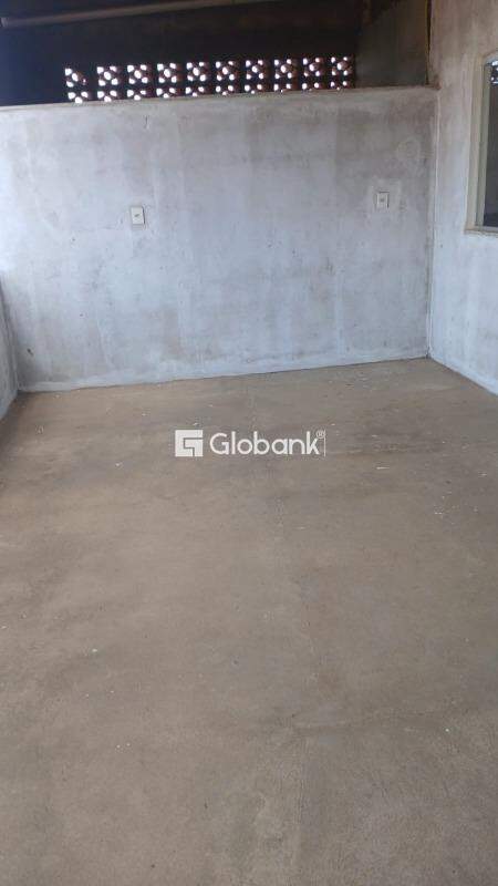 Casa 2 quartos à venda Vila Áurea 88m² Montes Claros MG: 
