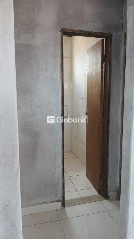 Casa 2 quartos à venda Vila Áurea 88m² Montes Claros MG: 