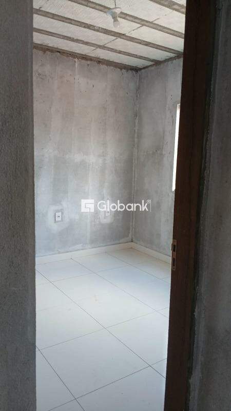 Casa 2 quartos à venda Vila Áurea 88m² Montes Claros MG: 