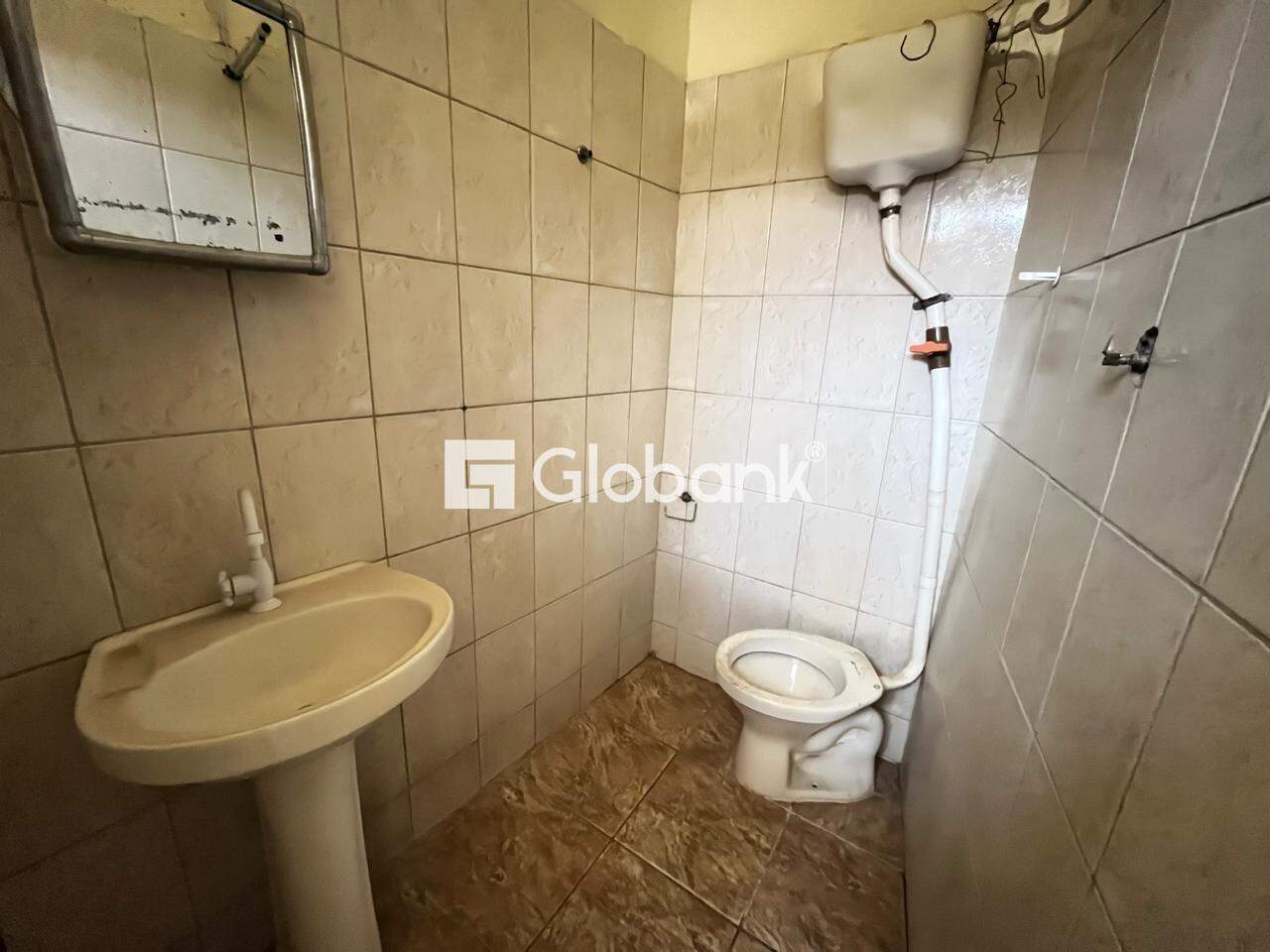 Kitnet 1 quarto para aluguel Centro 50m² Montes Claros MG: 