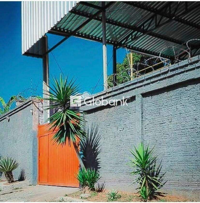 Galpão para aluguel Santa Rita I 250m² Montes Claros MG: Fachada