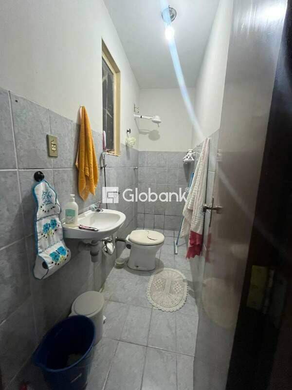 Apartamento 4 quartos à venda Centro 90m² Montes Claros MG: