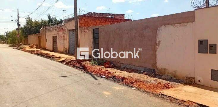 Terreno à venda Santo Amaro 360m² Montes Claros MG: 