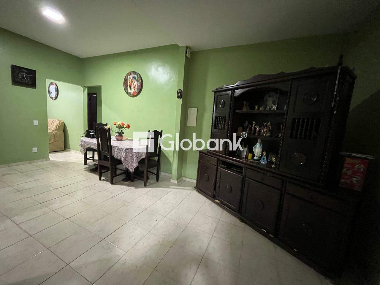 Casa 4 quartos à venda Major Prates 250m² Montes Claros MG: 