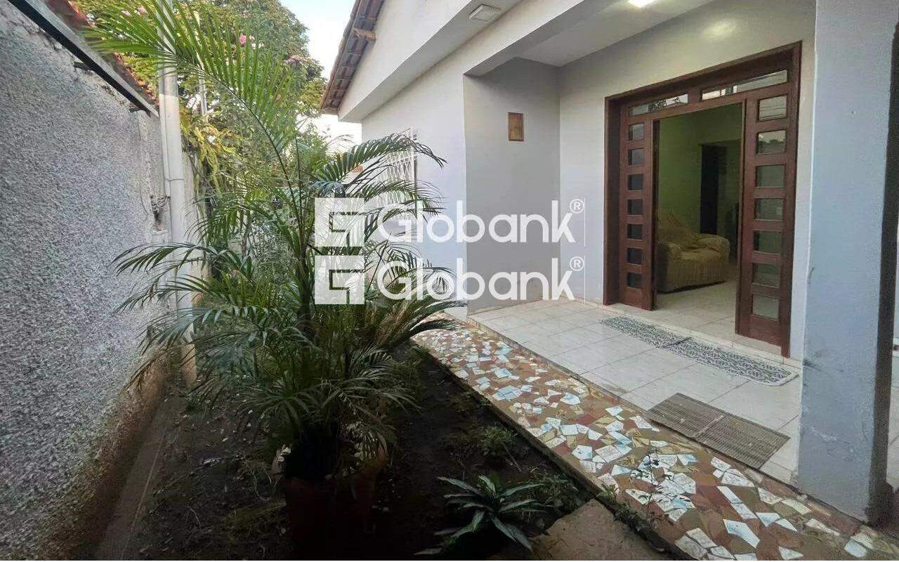 Casa 4 quartos à venda Major Prates 250m² Montes Claros MG: 