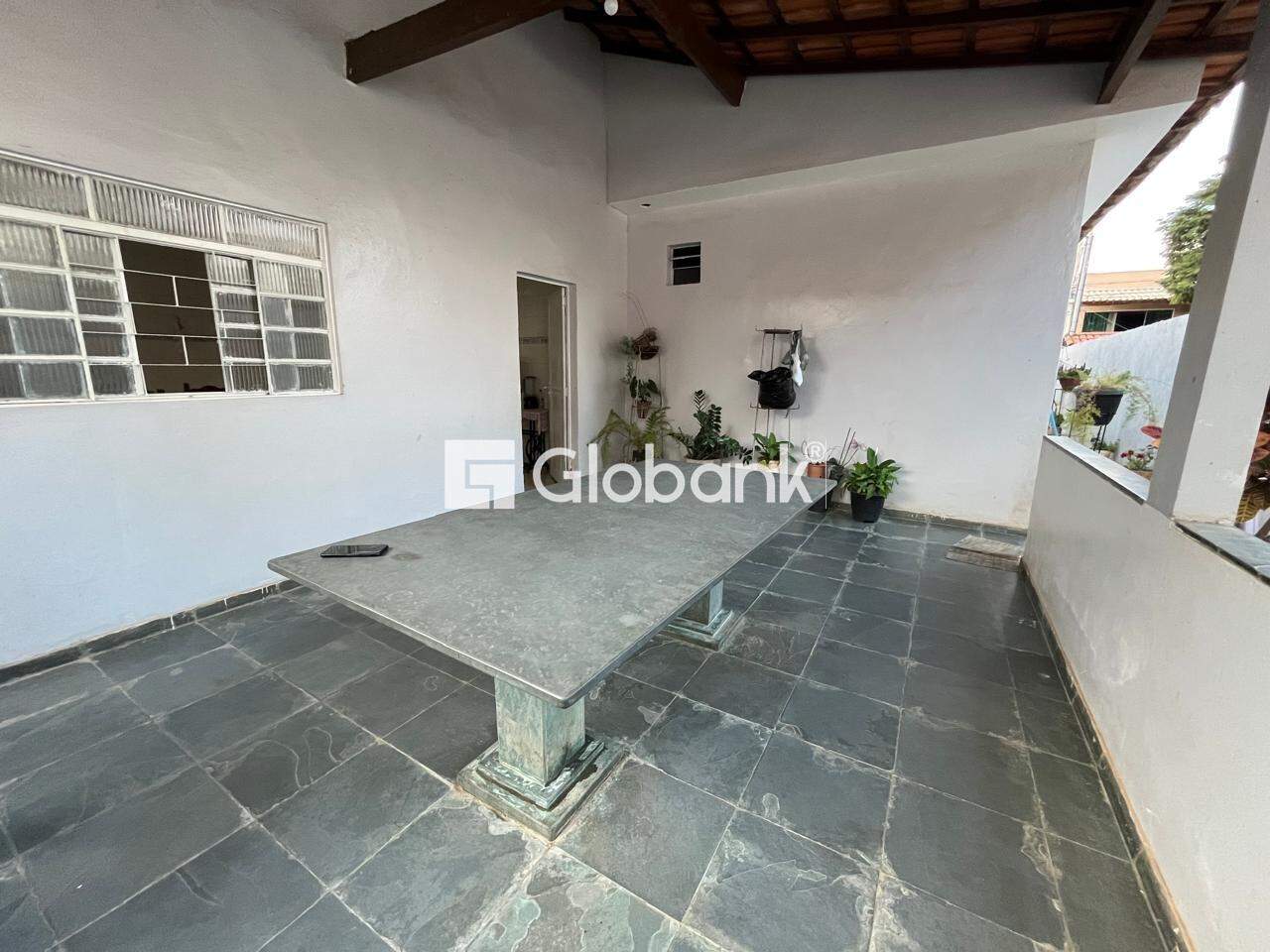 Casa 4 quartos à venda Major Prates 250m² Montes Claros MG: 
