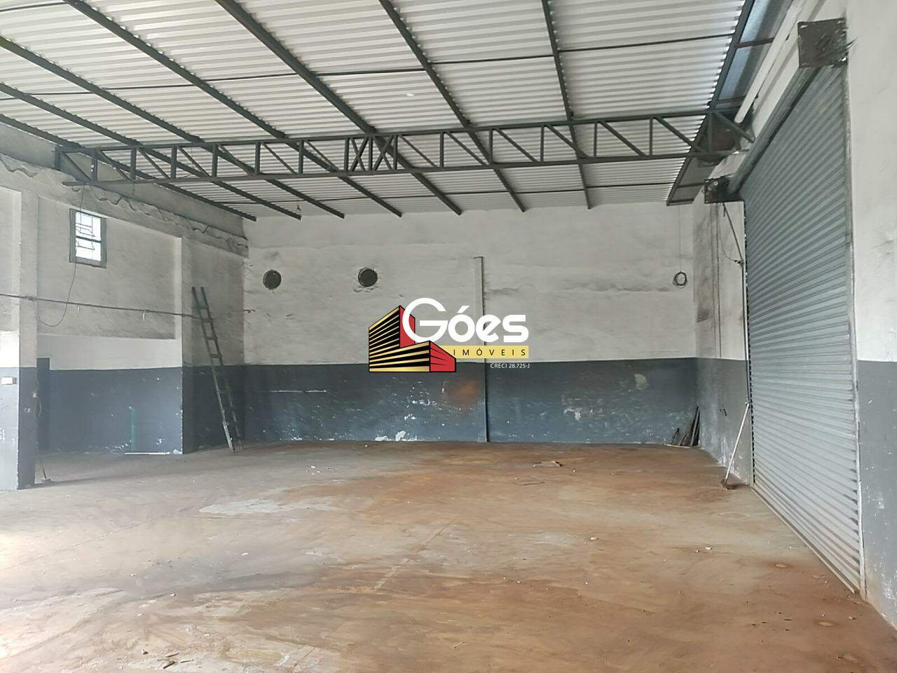 Depósito-Galpão-Armazém para alugar, 300m² - Foto 1