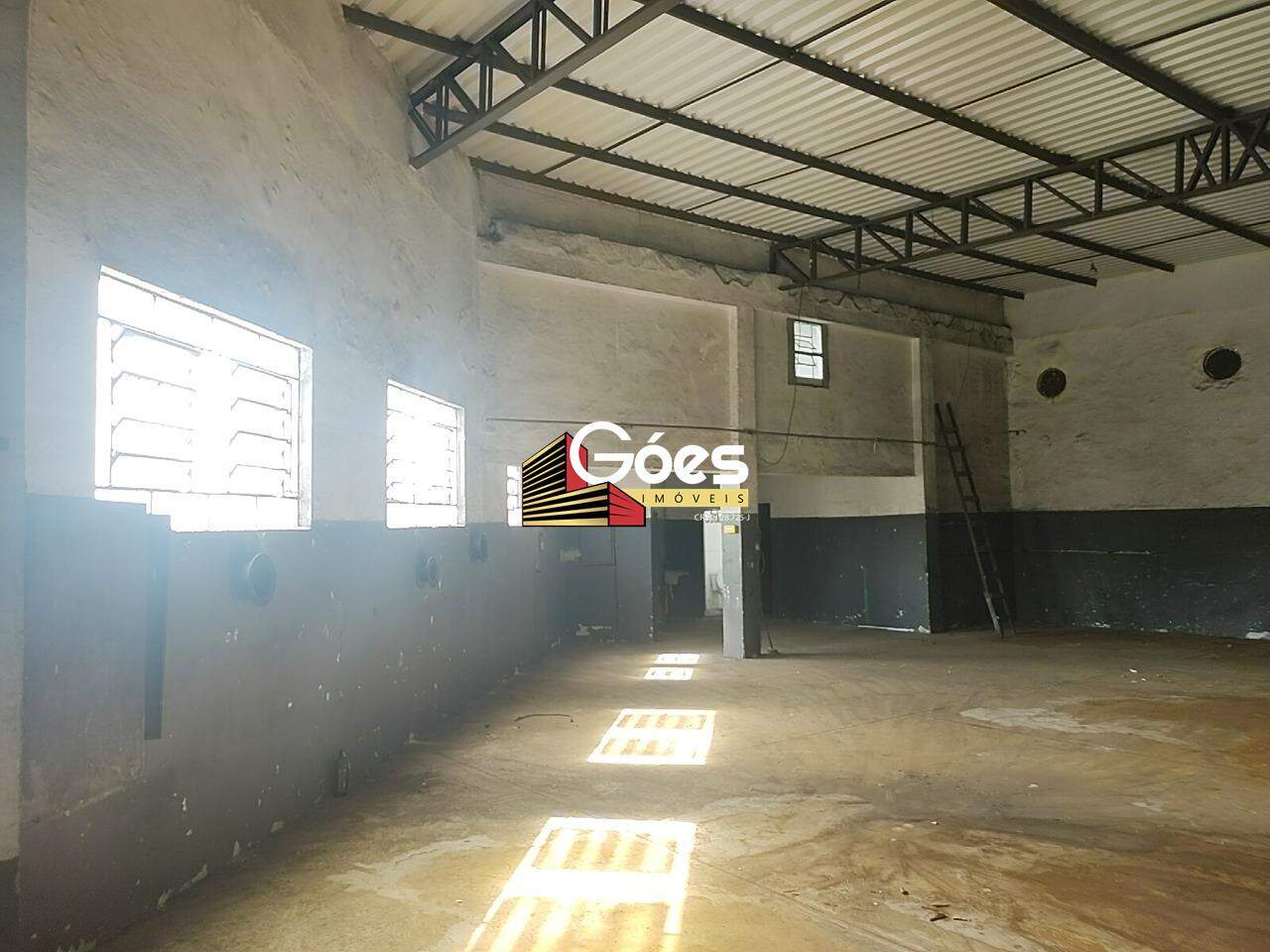 Depósito-Galpão-Armazém para alugar, 300m² - Foto 9