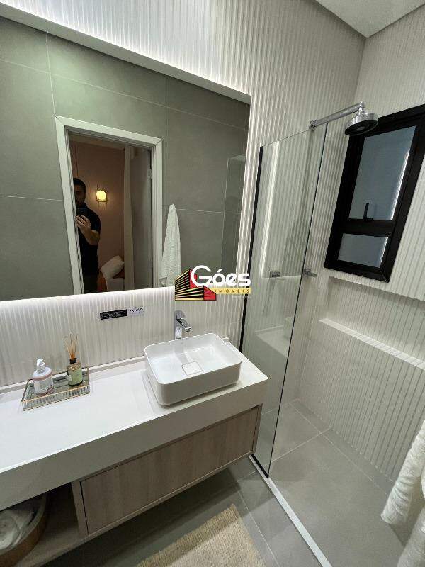 Apartamento à venda com 2 quartos, 71m² - Foto 14