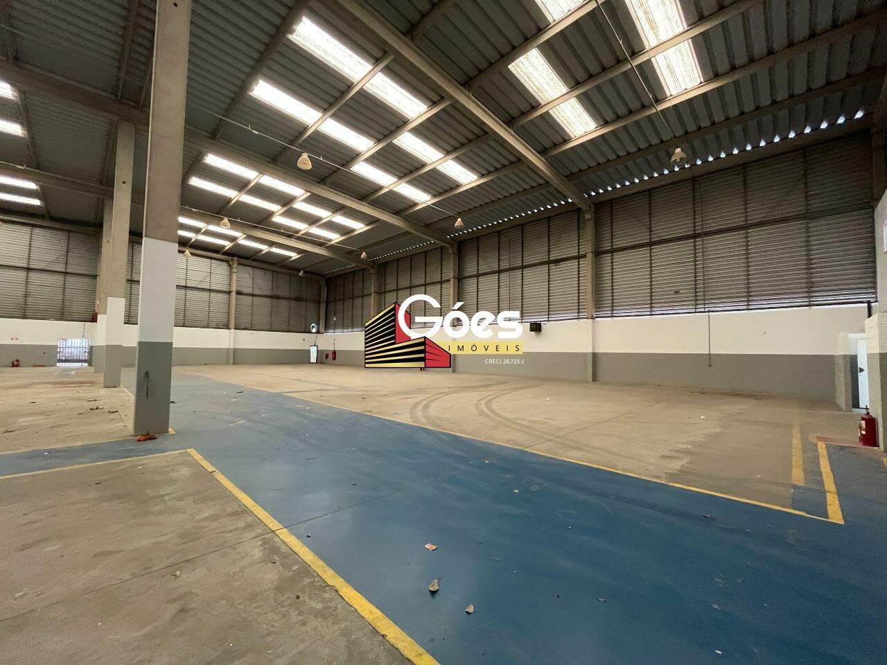 Depósito-Galpão-Armazém para alugar, 2240m² - Foto 4