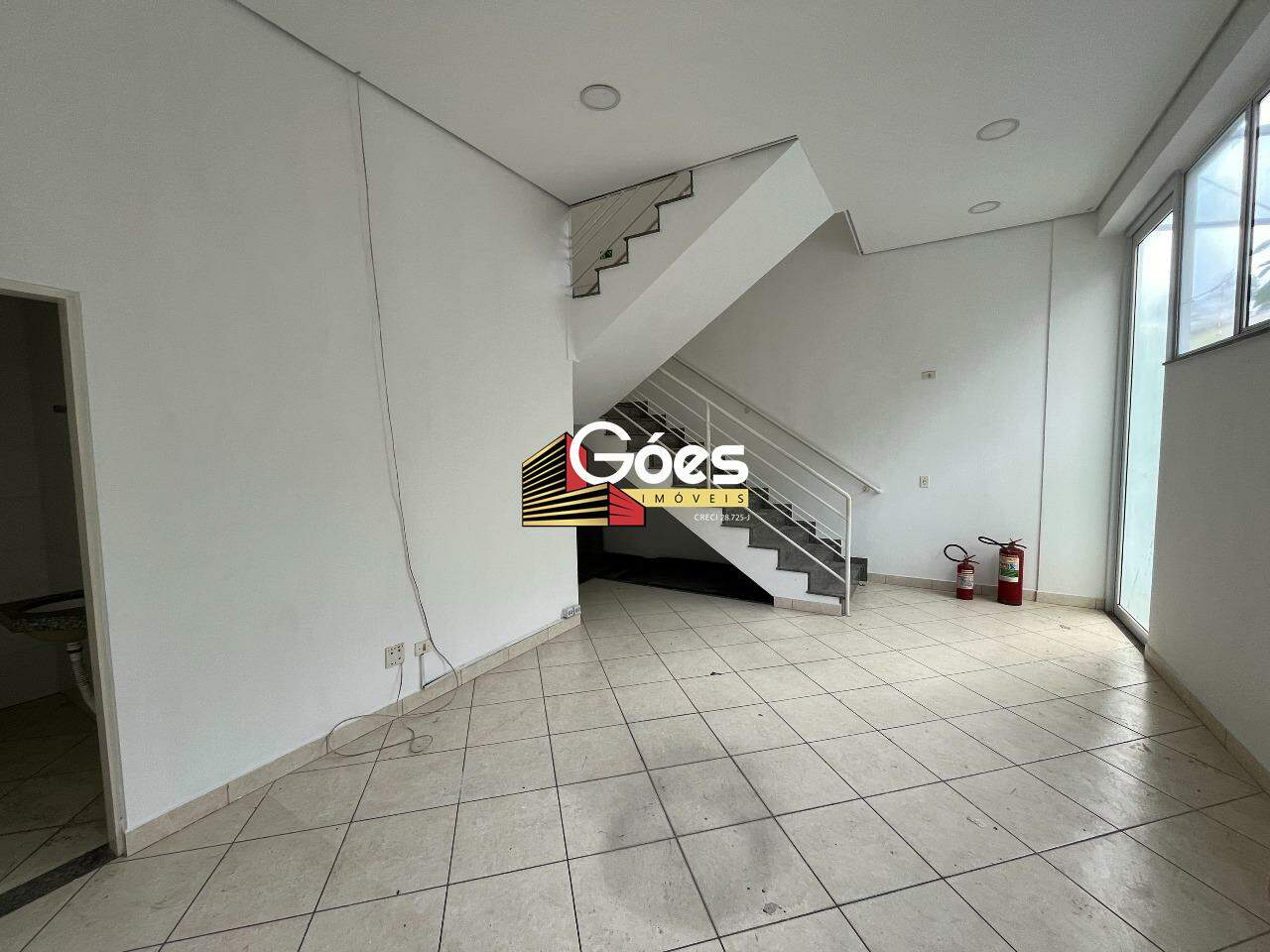 Depósito-Galpão-Armazém para alugar, 2240m² - Foto 10