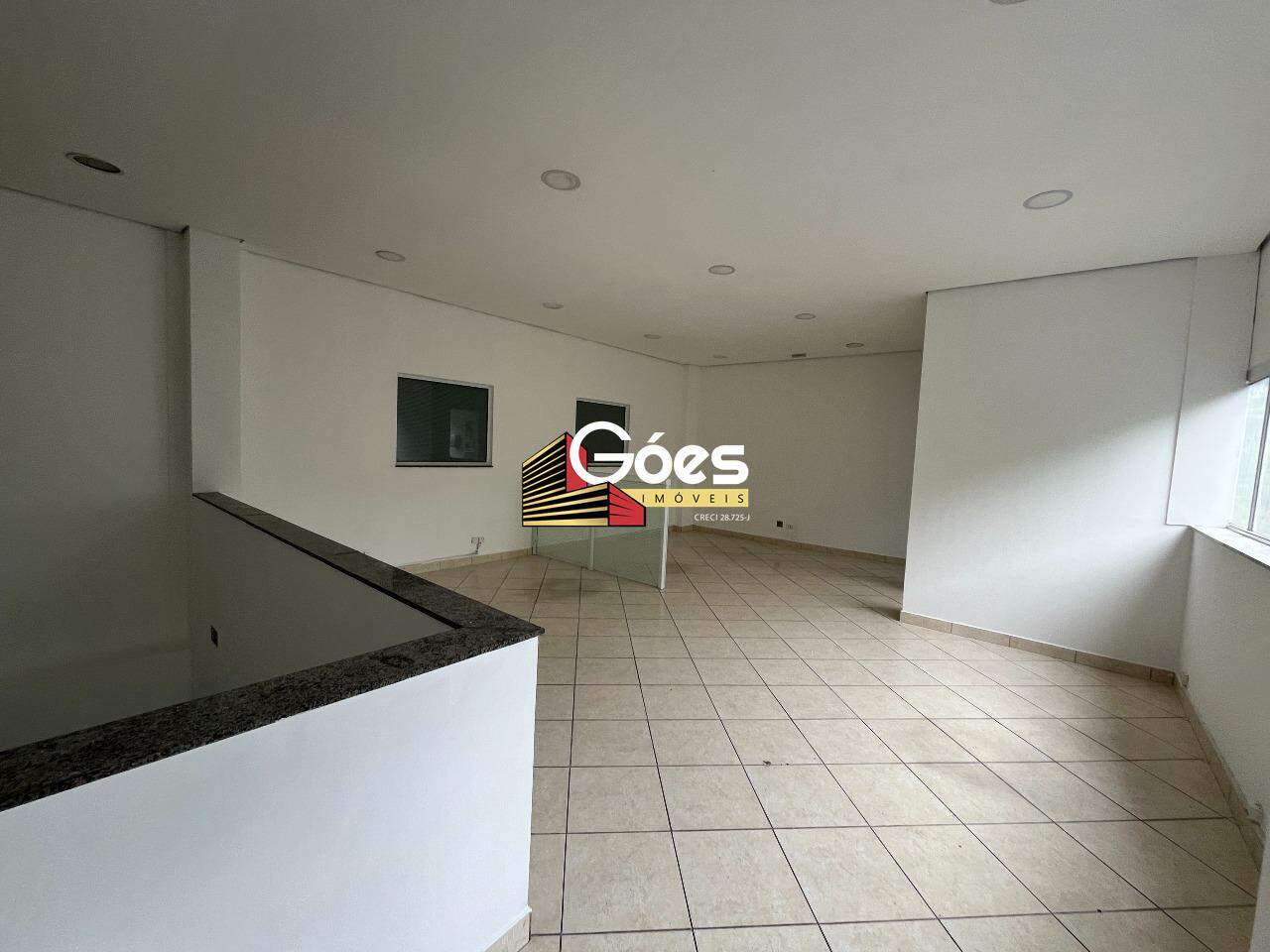 Depósito-Galpão-Armazém para alugar, 2240m² - Foto 19