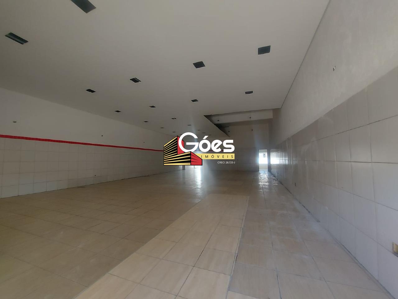 Salão para aluguel em Jardim Zaira: 