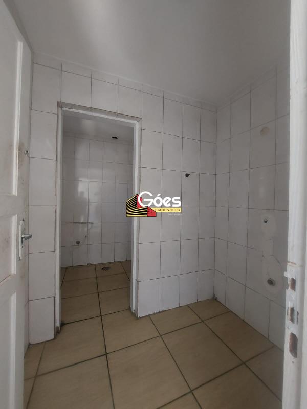 Salão para aluguel em Jardim Zaira: 