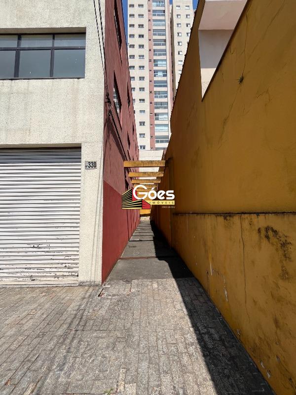 Prédio para aluguel em Vila Guarani: Corredor Lateral