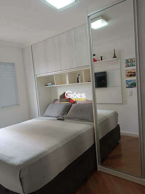 Apartamento à venda com 2 quartos, 58m² - Foto 11
