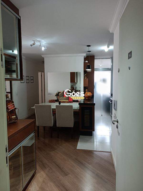 Apartamento à venda com 2 quartos, 58m² - Foto 8