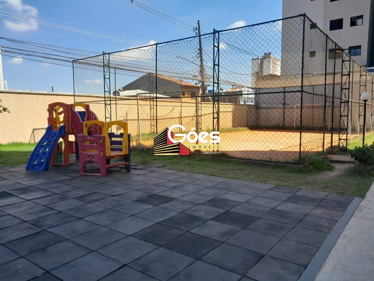 Apartamento à venda com 2 quartos, 44m² - Foto 25