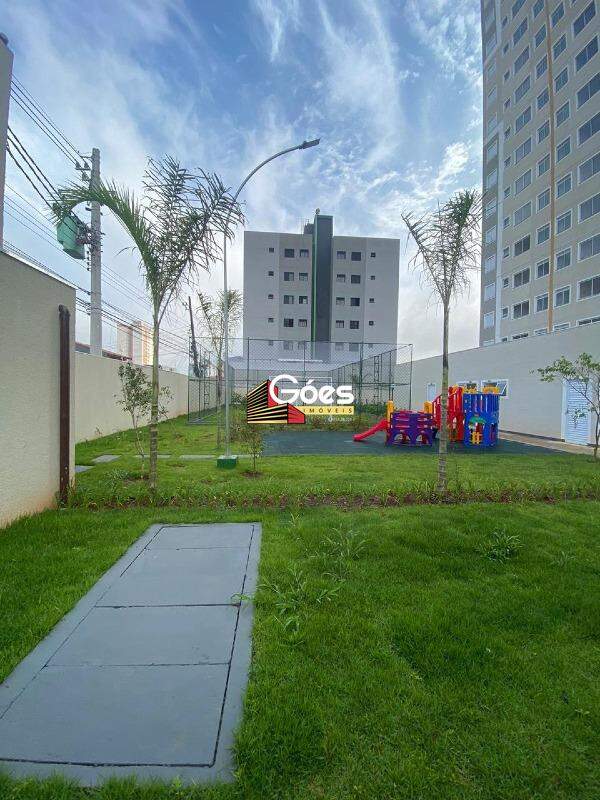 Apartamento à venda com 2 quartos, 44m² - Foto 2