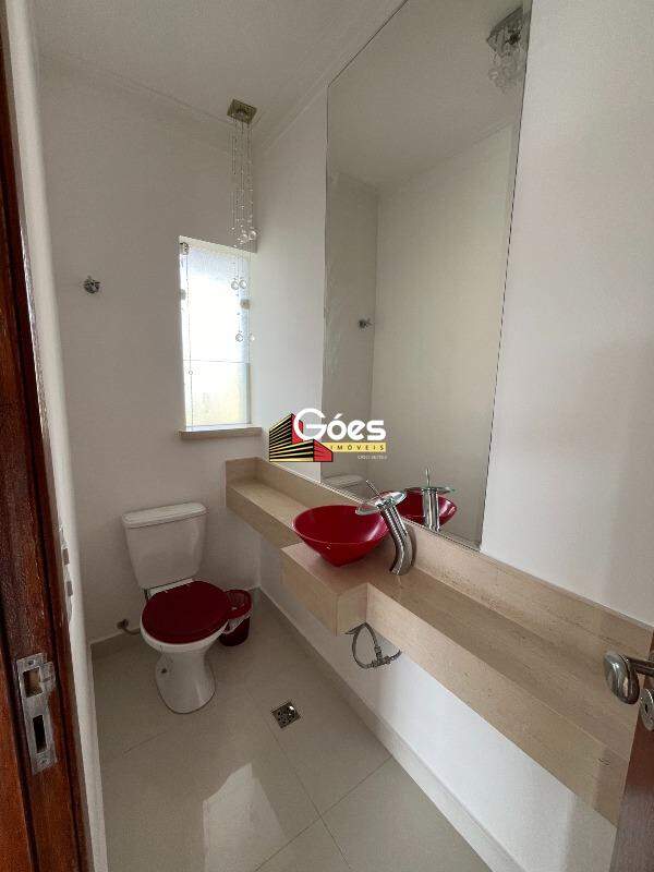 Casa em Condomínio para aluguel em Parque Terra Nova II: Lavabo