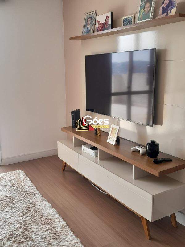 Apartamento à venda em Jardim Pilar: 