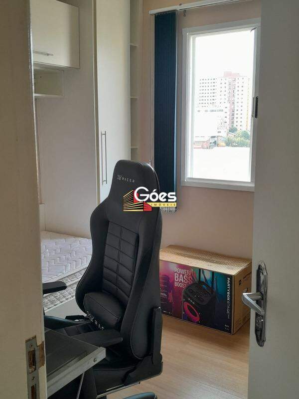 Apartamento à venda em Jardim Pilar: 