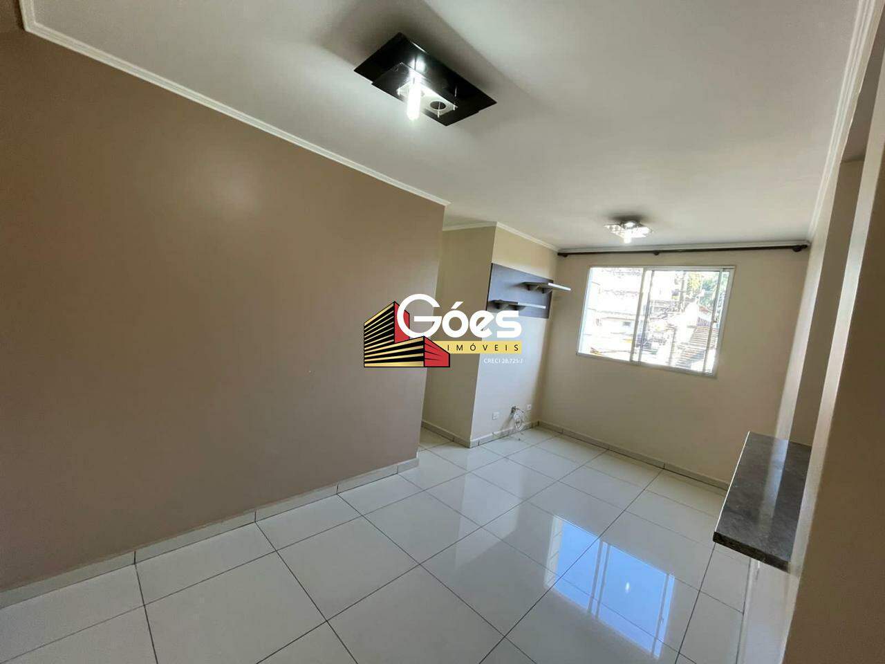 Apartamento à venda com 3 quartos, 60m² - Foto 2