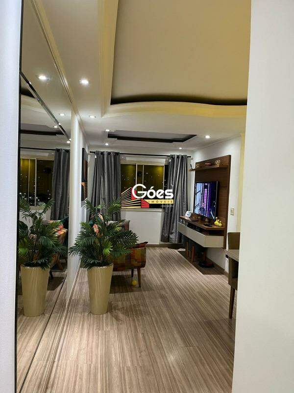 Apartamento à venda com 3 quartos, 68m² - Foto 2
