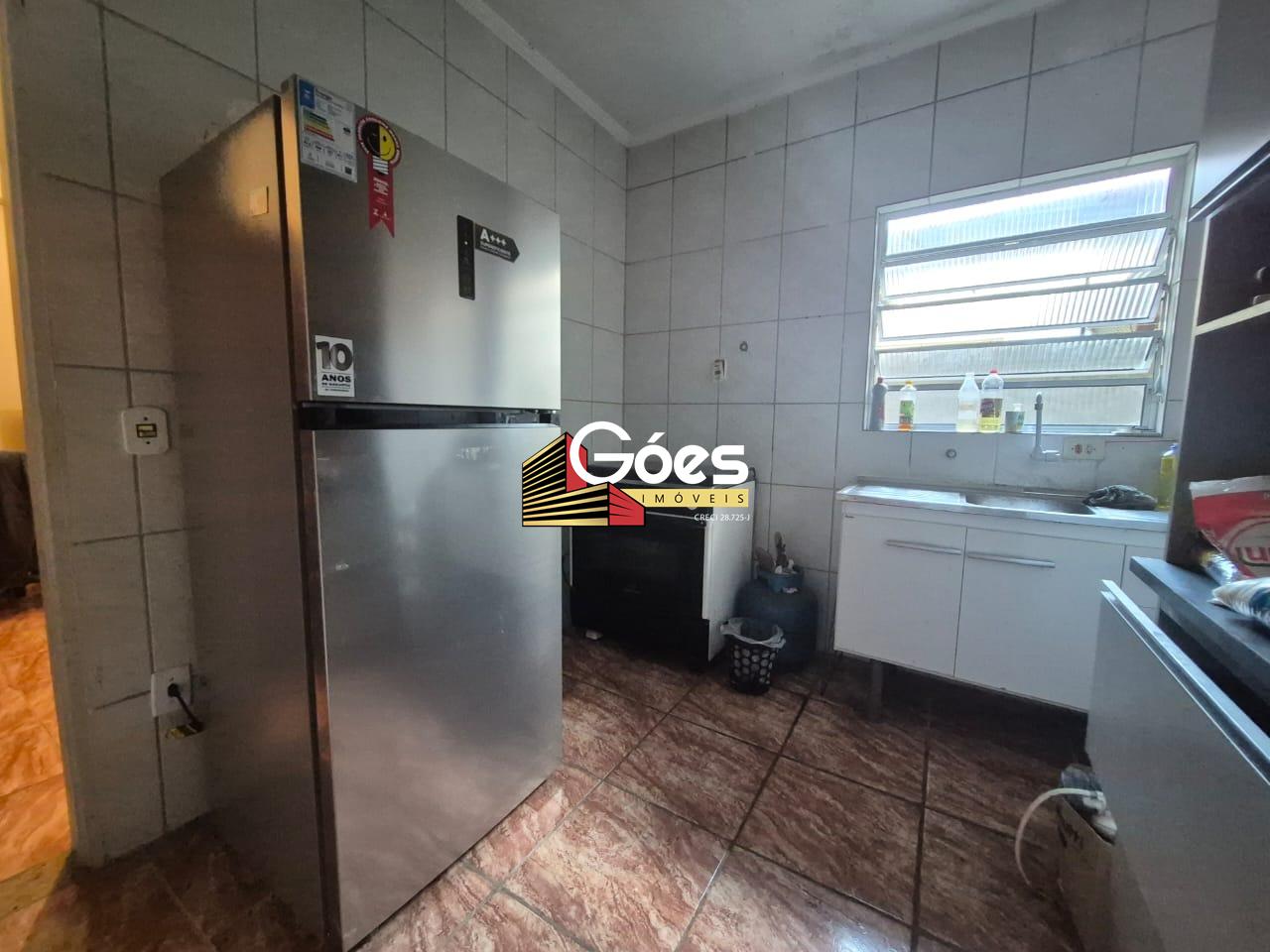 Sobrado à venda em Parque das Américas: 