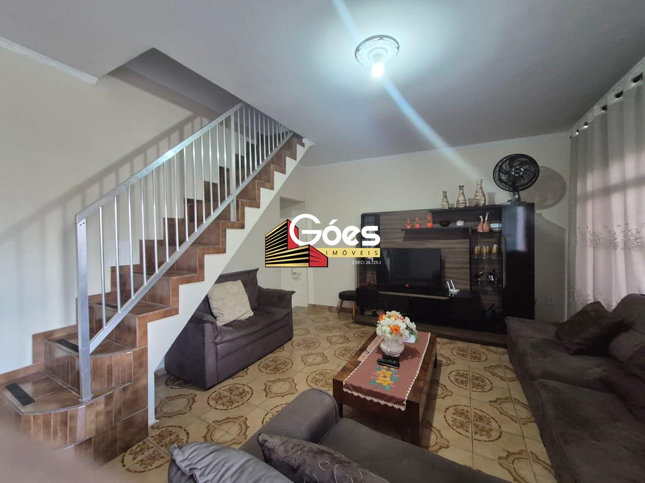 Sobrado à venda em Parque das Américas: 