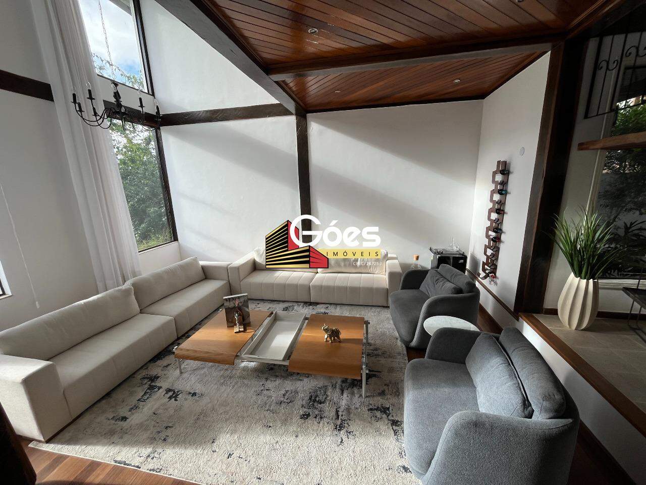 Casa de Condomínio à venda com 4 quartos, 400m² - Foto 3