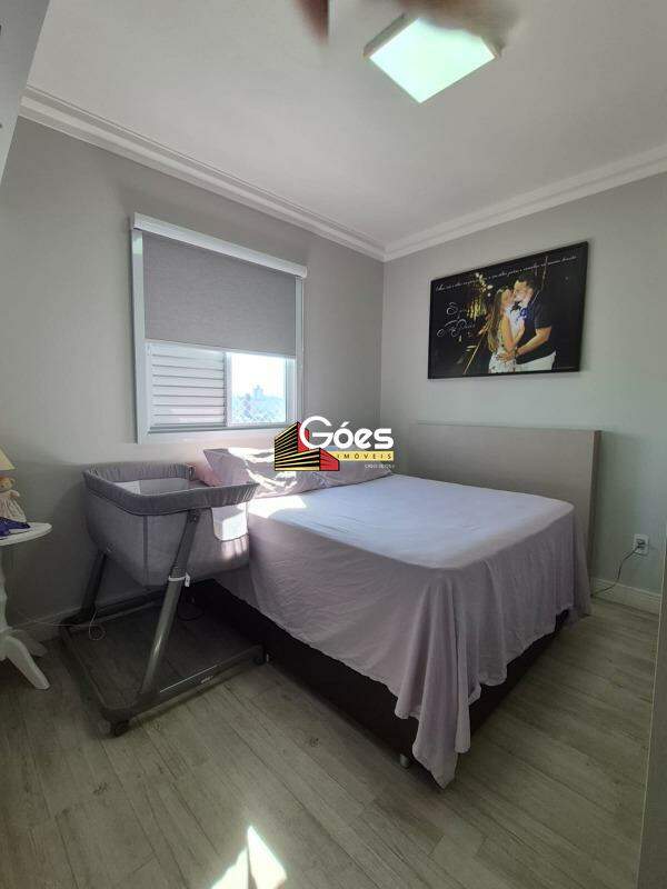 Apartamento à venda com 2 quartos, 67m² - Foto 10