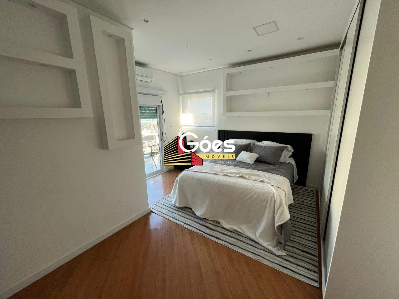 Casa em Condomínio à venda em Parque Terra Nova II: Suíte