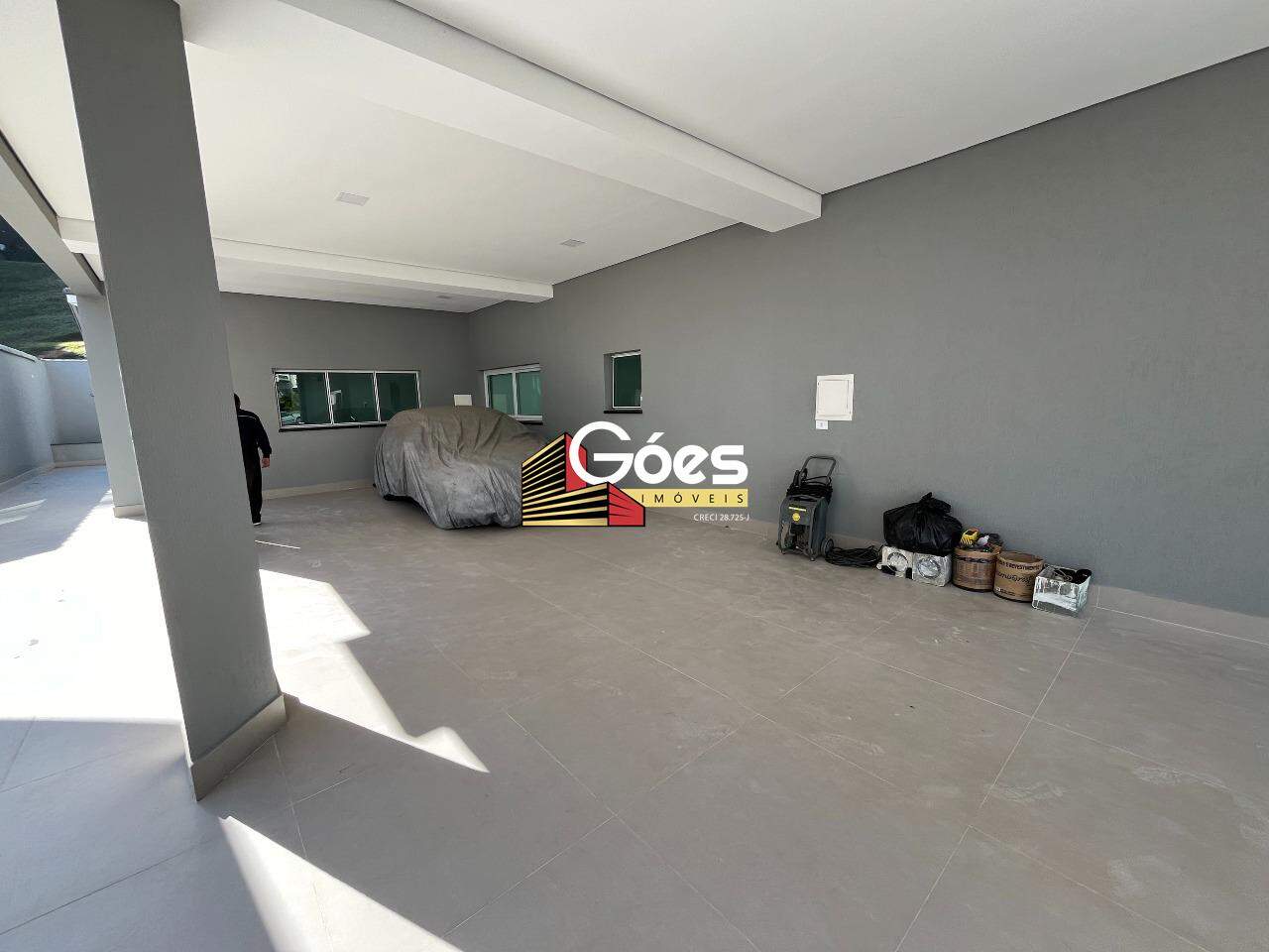 Casa em Condomínio à venda em Parque Terra Nova II: garagem