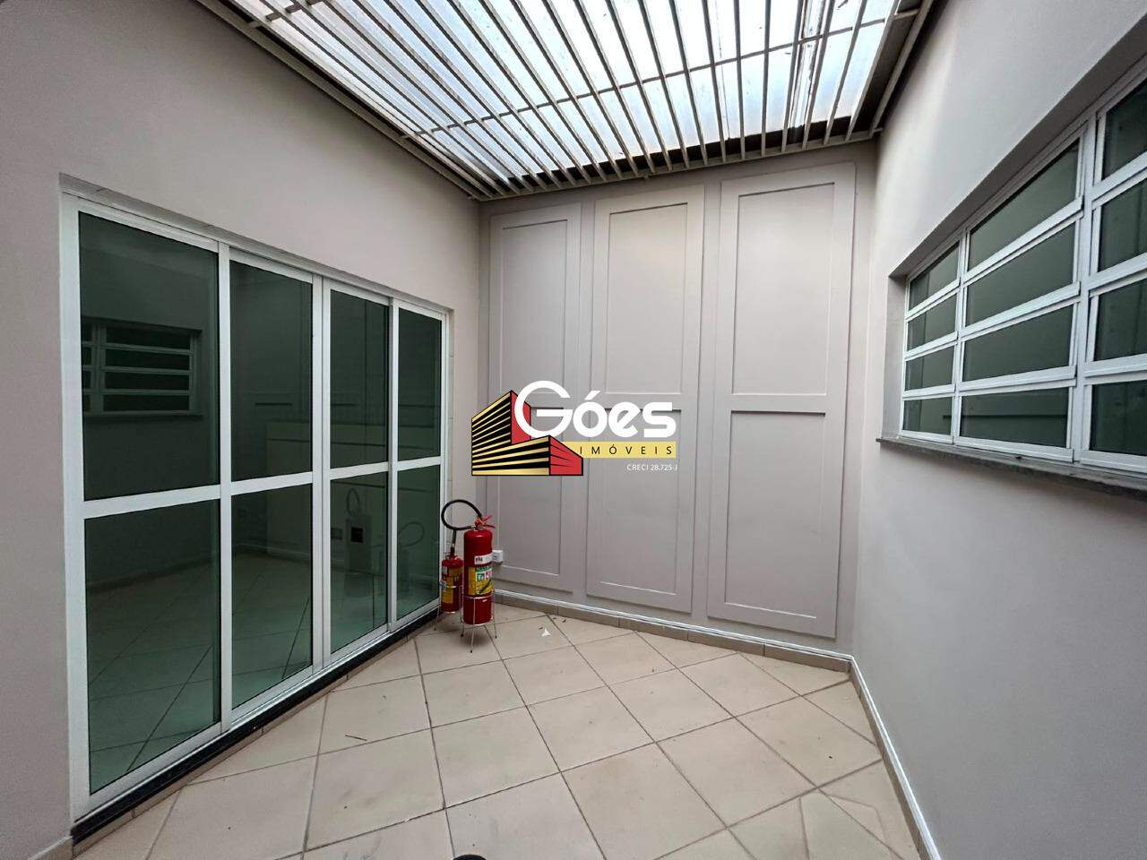 Prédio Inteiro, 254 m² - Foto 2