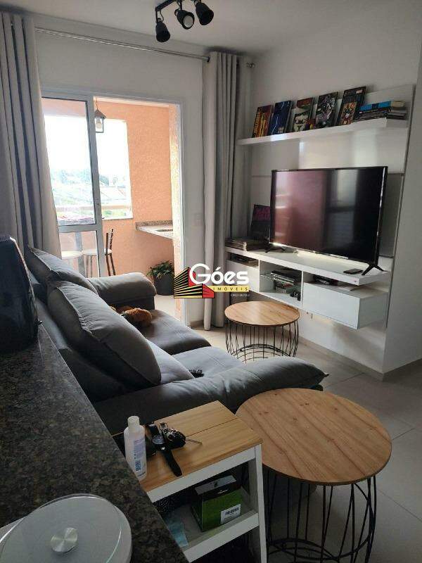 Apartamento à venda em Vila Noêmia: 