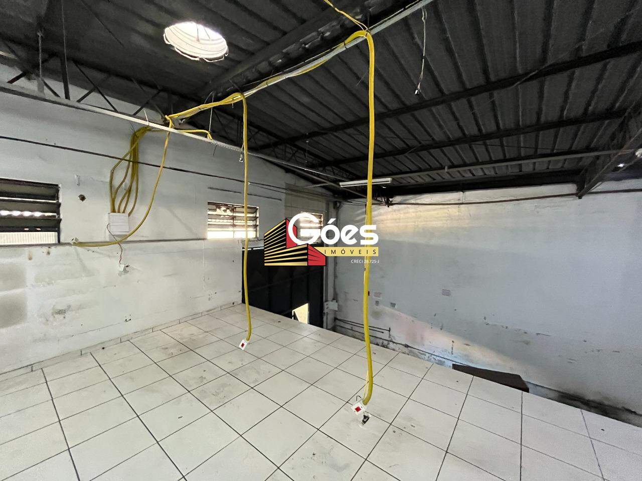 Depósito-Galpão-Armazém para alugar, 652m² - Foto 9