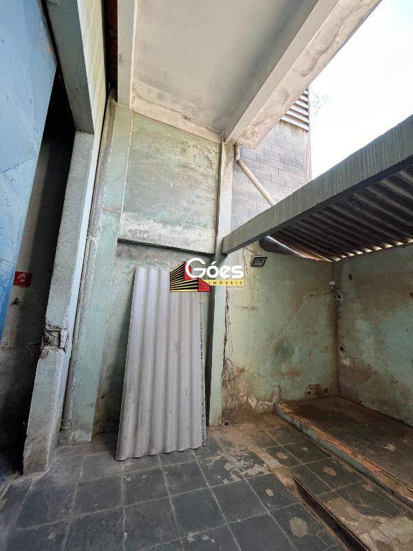 Depósito-Galpão-Armazém para alugar, 652m² - Foto 17