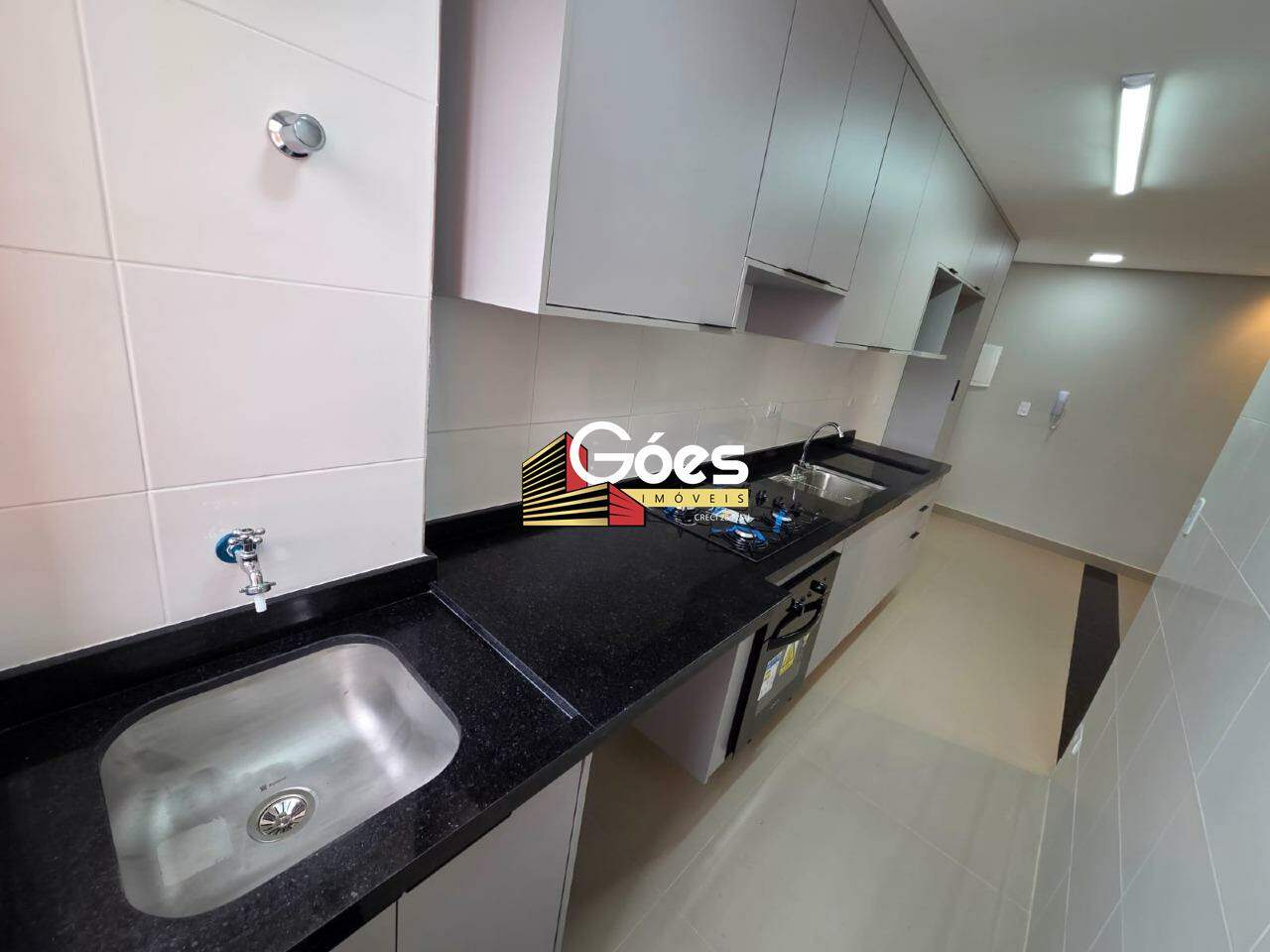 Apartamento para alugar com 3 quartos, 76m² - Foto 4
