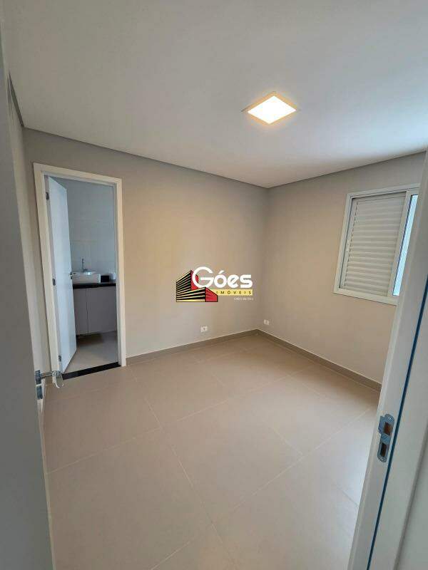 Apartamento para alugar com 3 quartos, 76m² - Foto 10