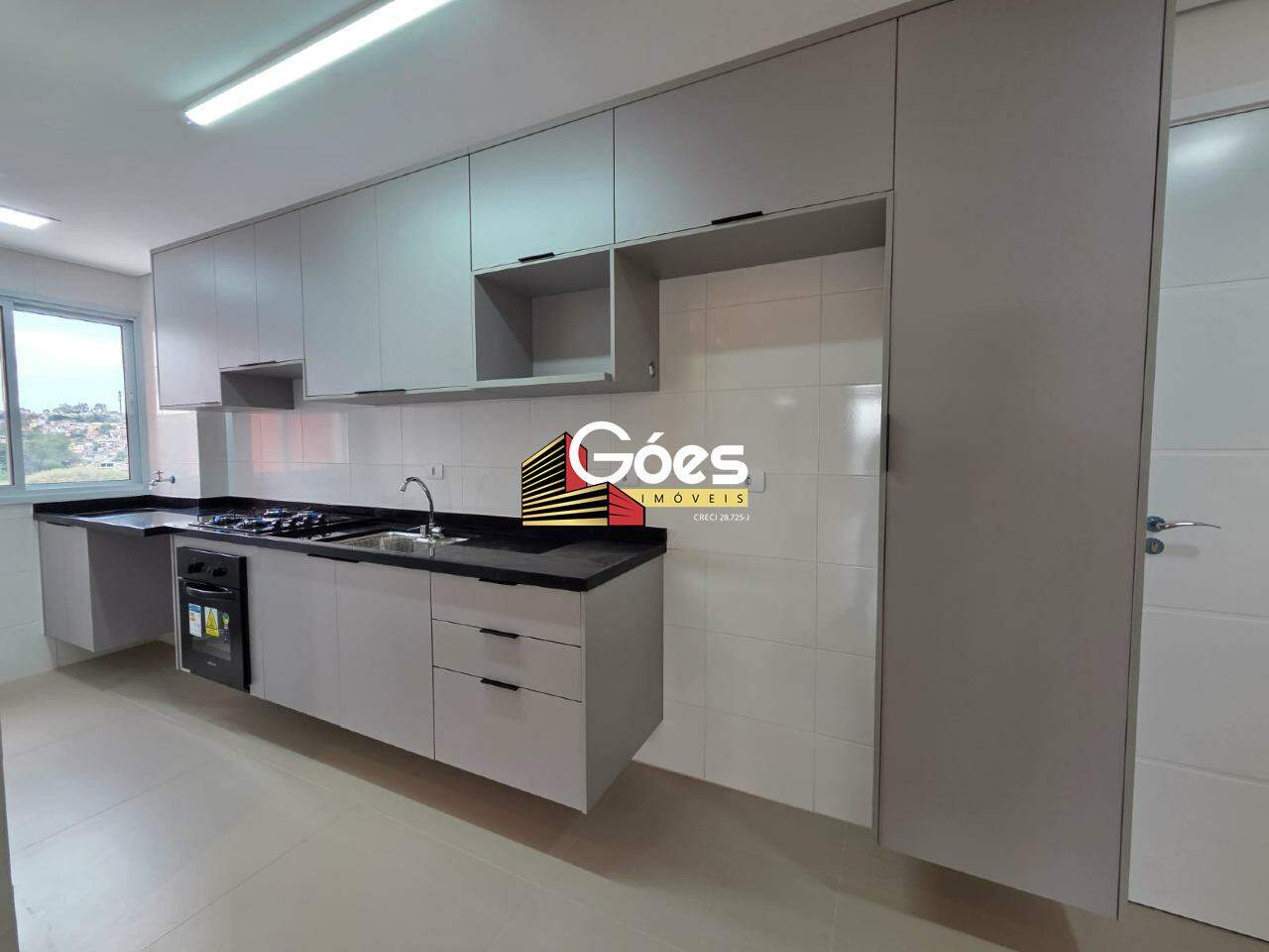 Apartamento para alugar com 3 quartos, 76m² - Foto 2