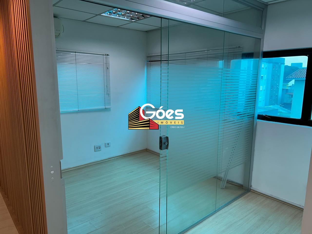 Salas/Conjuntos à venda em Vila Bocaina: 