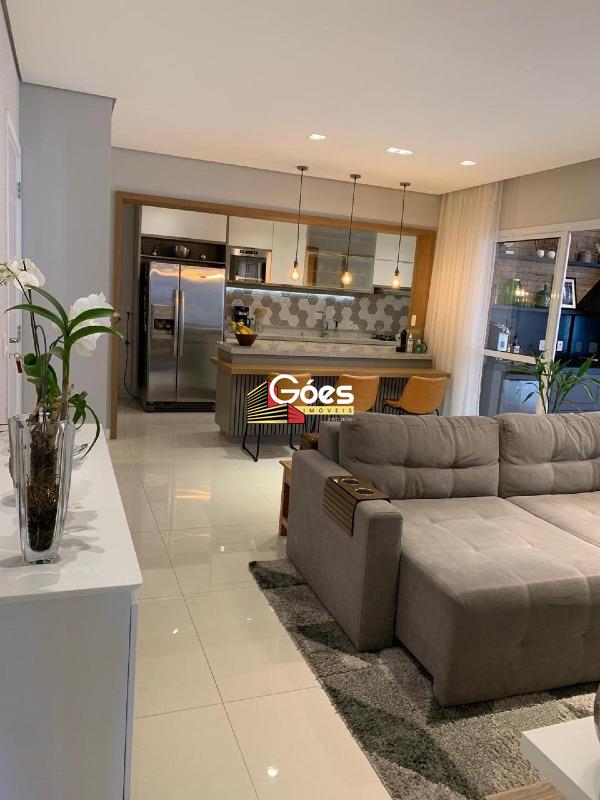 Apartamento à venda em Centro: 