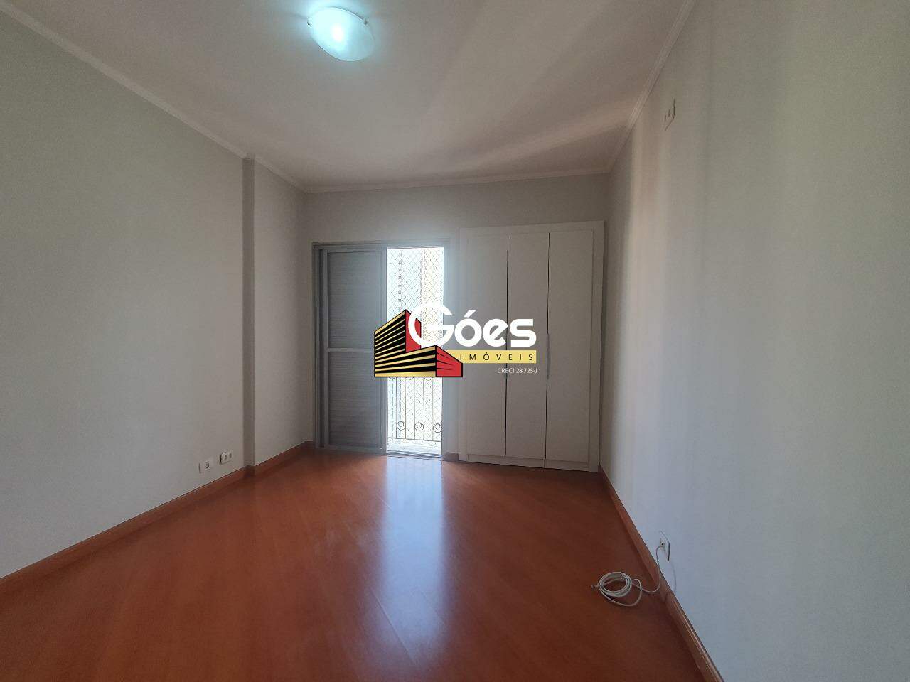 Apartamento para aluguel em Moema: 