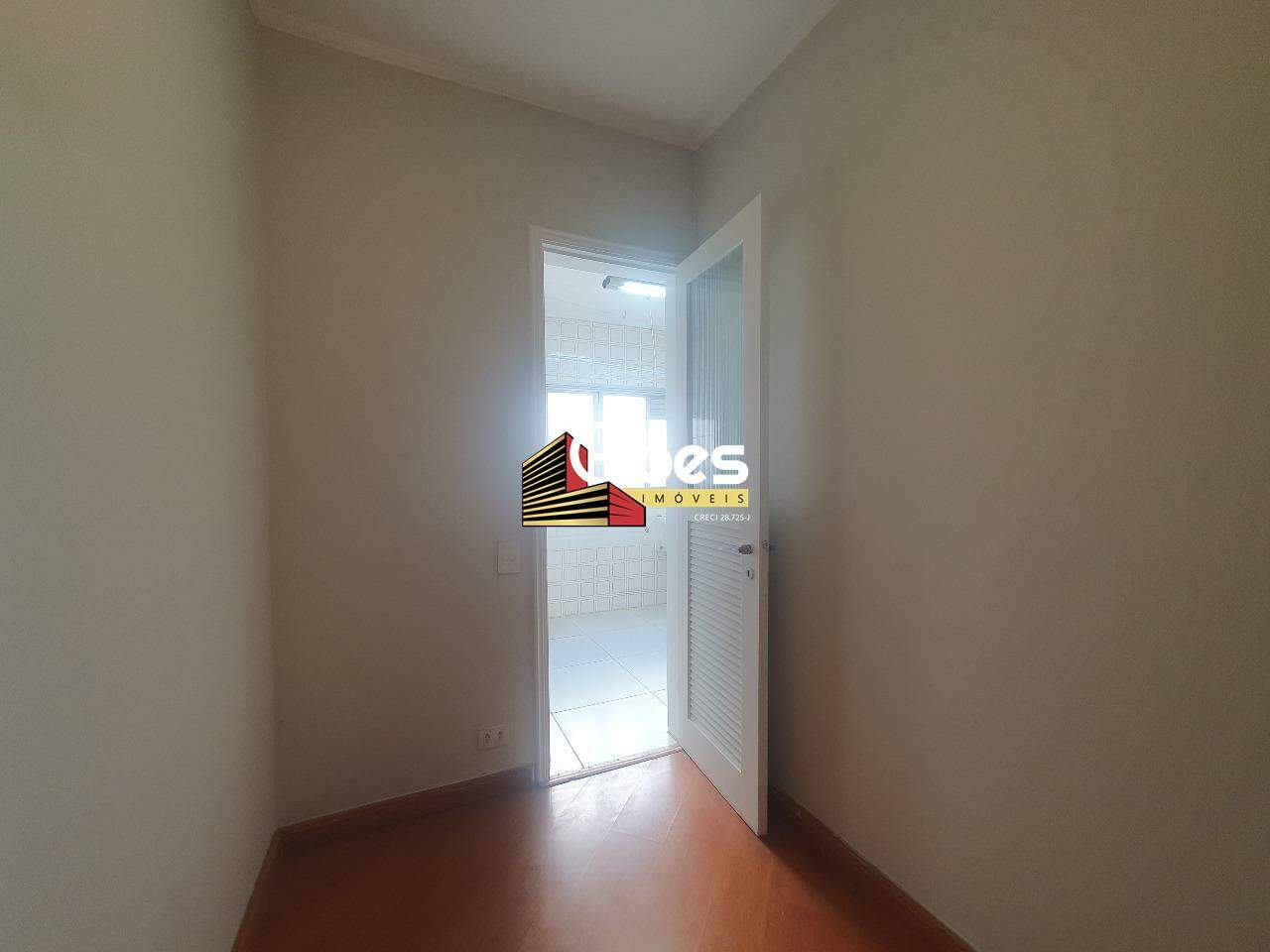 Apartamento para aluguel em Moema: 