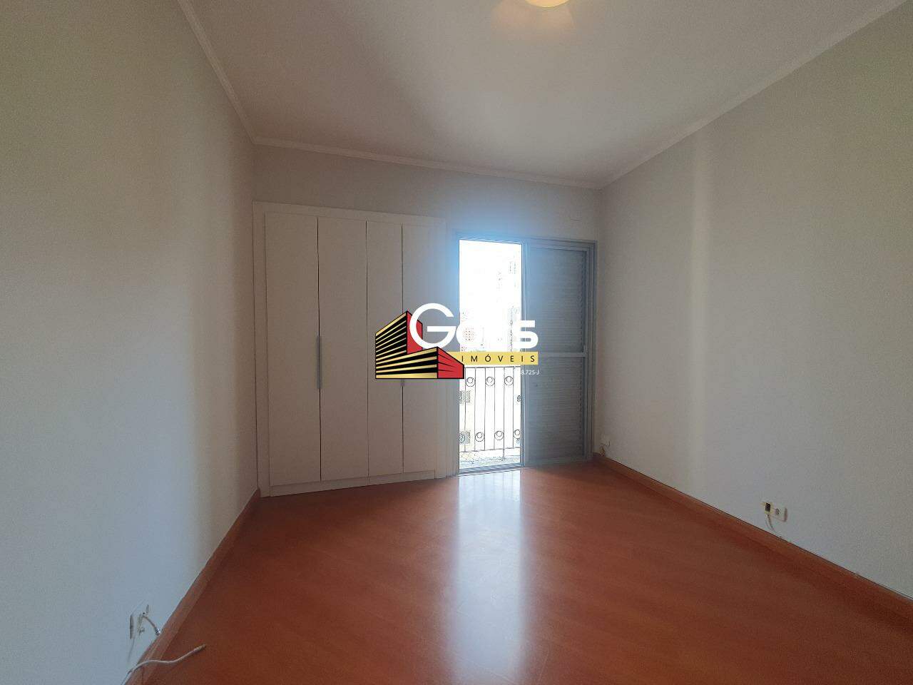 Apartamento para aluguel em Moema: 