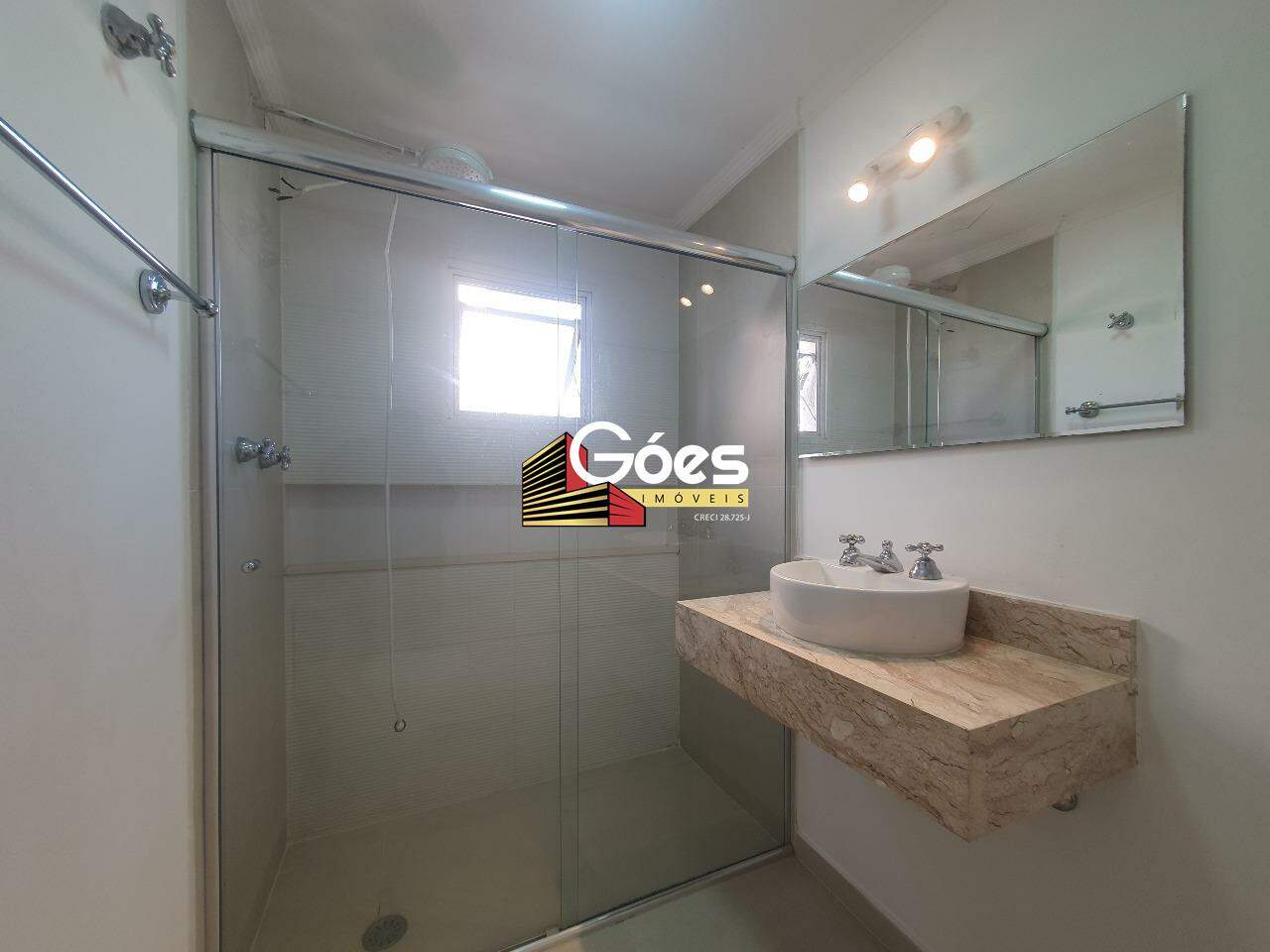 Apartamento para aluguel em Moema: 