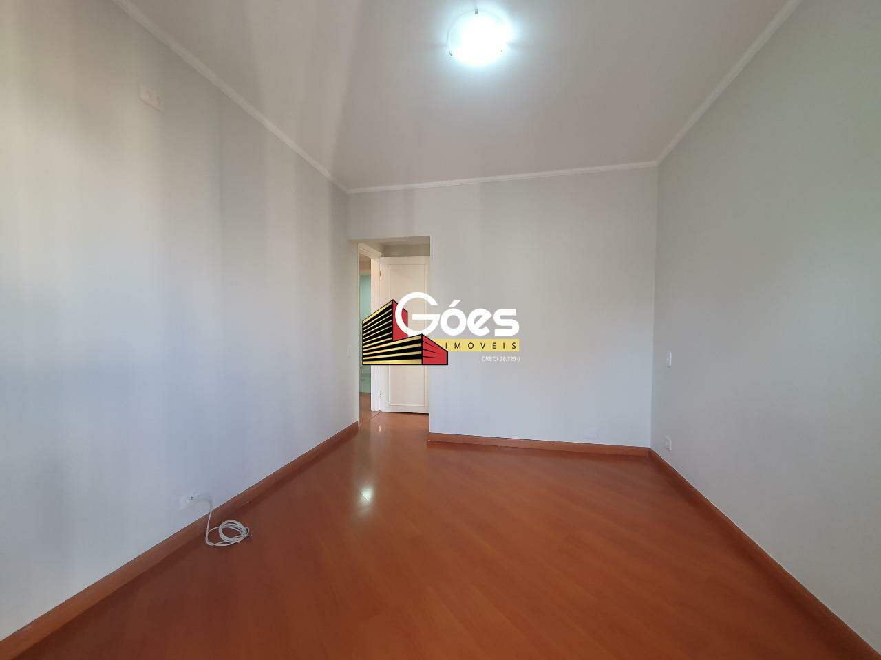 Apartamento para aluguel em Moema: 